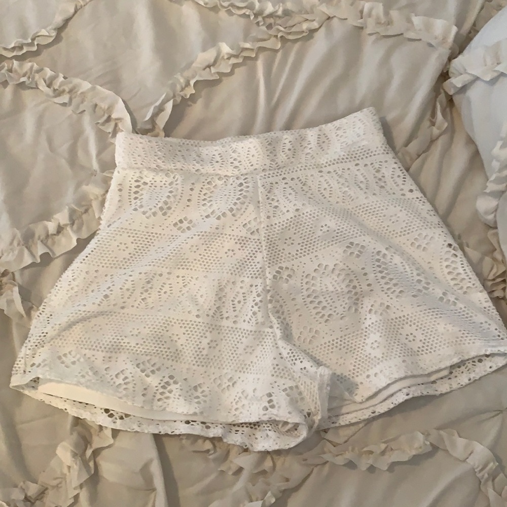 Lace white shorts. Size 6 from PLT
